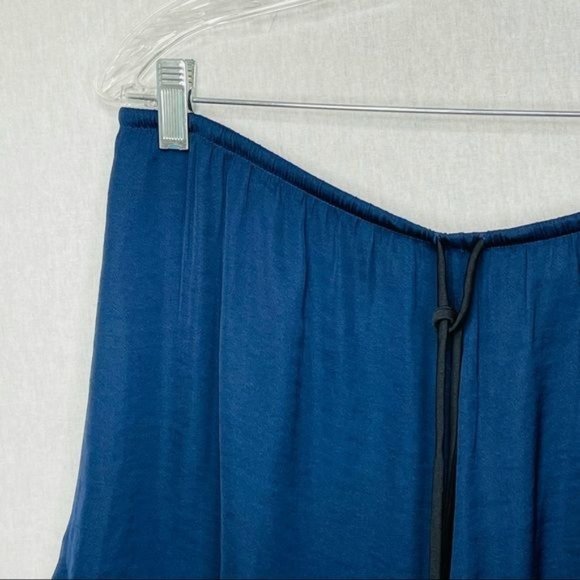 JOSIE Bardot Satin Pajama shorts - Picture 2 of 8